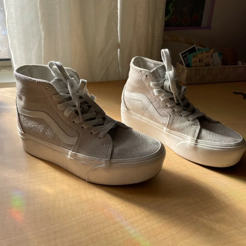 Vans White Platform Sneakers - Picture 2 of 5